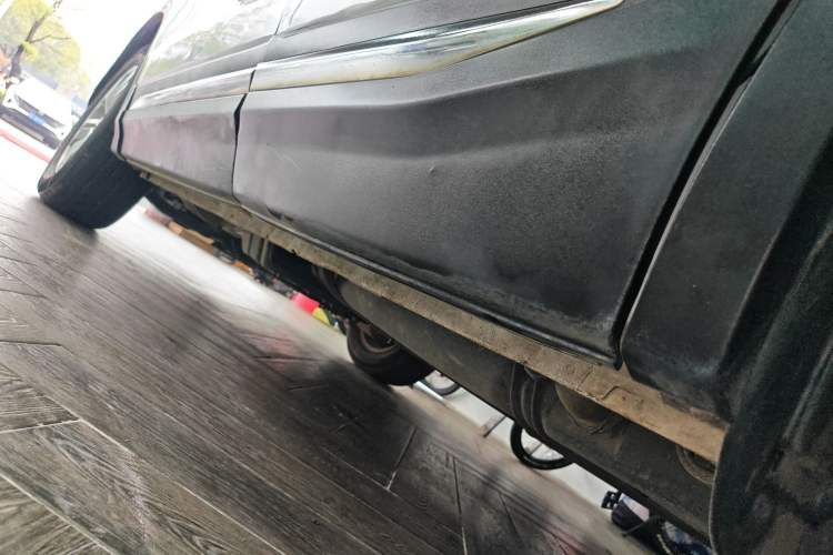 Used CHANGAN CS75 2016 1.8T Automatic Elite Model China V Standard Left Side Sill