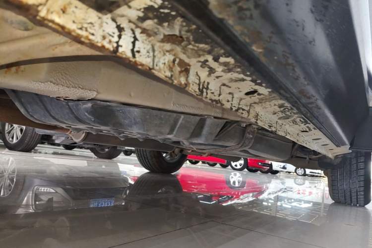 Used CHANGAN CS75 2016 1.8T Automatic Prestige Model China V Standard Left Side Sill