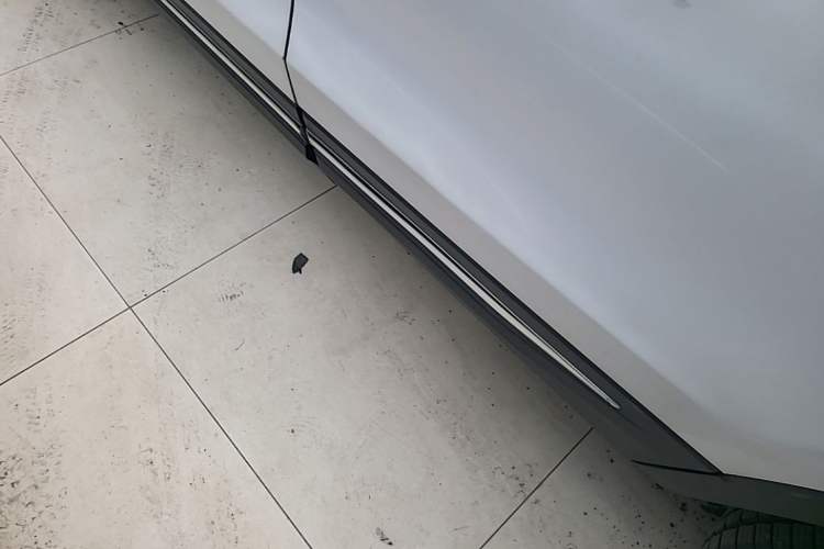 Used CHANGAN CS75 2016 1.8T Automatic Elite Model China V Standard Left Side Sill