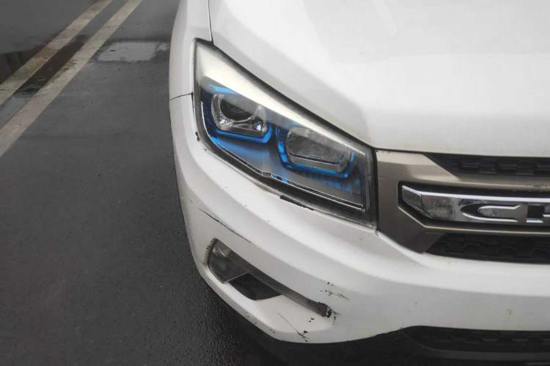 Used CHANGAN CS75 2016 1.8T Automatic Elite Model China V Standard Right Front Headlight