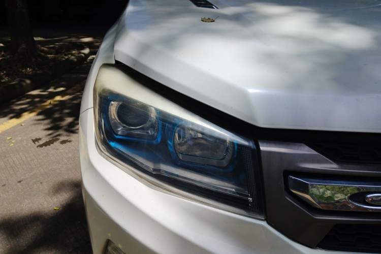 Used CHANGAN CS75 2016 1.8T Automatic Elite Model China V Standard Right Front Headlight