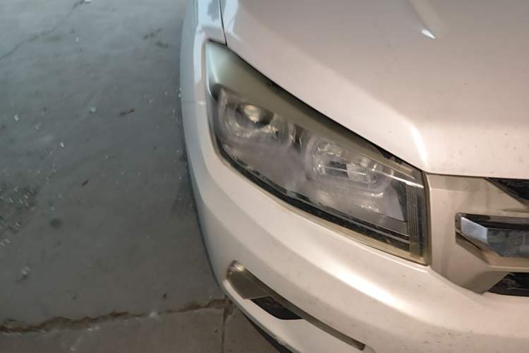 Used CHANGAN CS75 2016 2.0L Manual Leading Version China V Standard Right Front Headlight