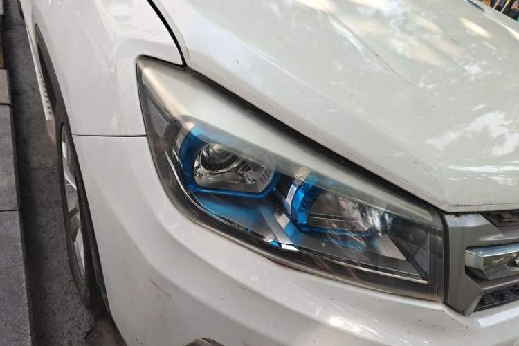 Used CHANGAN CS75 2016 1.5T Manual FENGSHANG Model Right Front Headlight