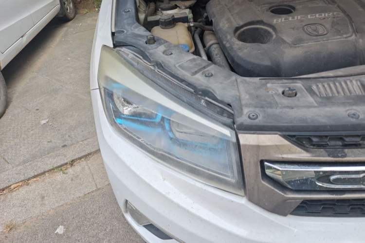 Used CHANGAN CS75 2016 1.5T Manual FENGSHANG Model Right Front Headlight