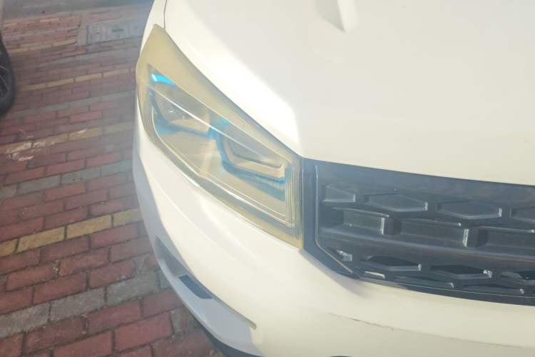 Used CHANGAN CS75 2016 2.0L Manual Comfort Version China V Standard Right Front Headlight