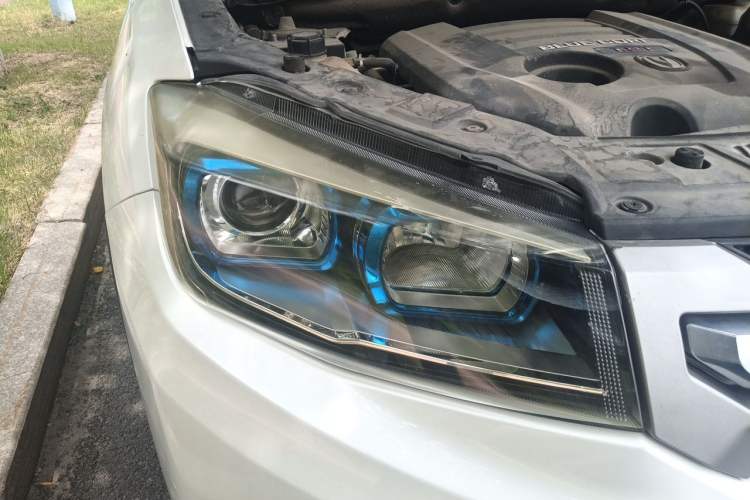 Used CHANGAN CS75 2016 1.8T Automatic Elite Model China V Standard Right Front Headlight