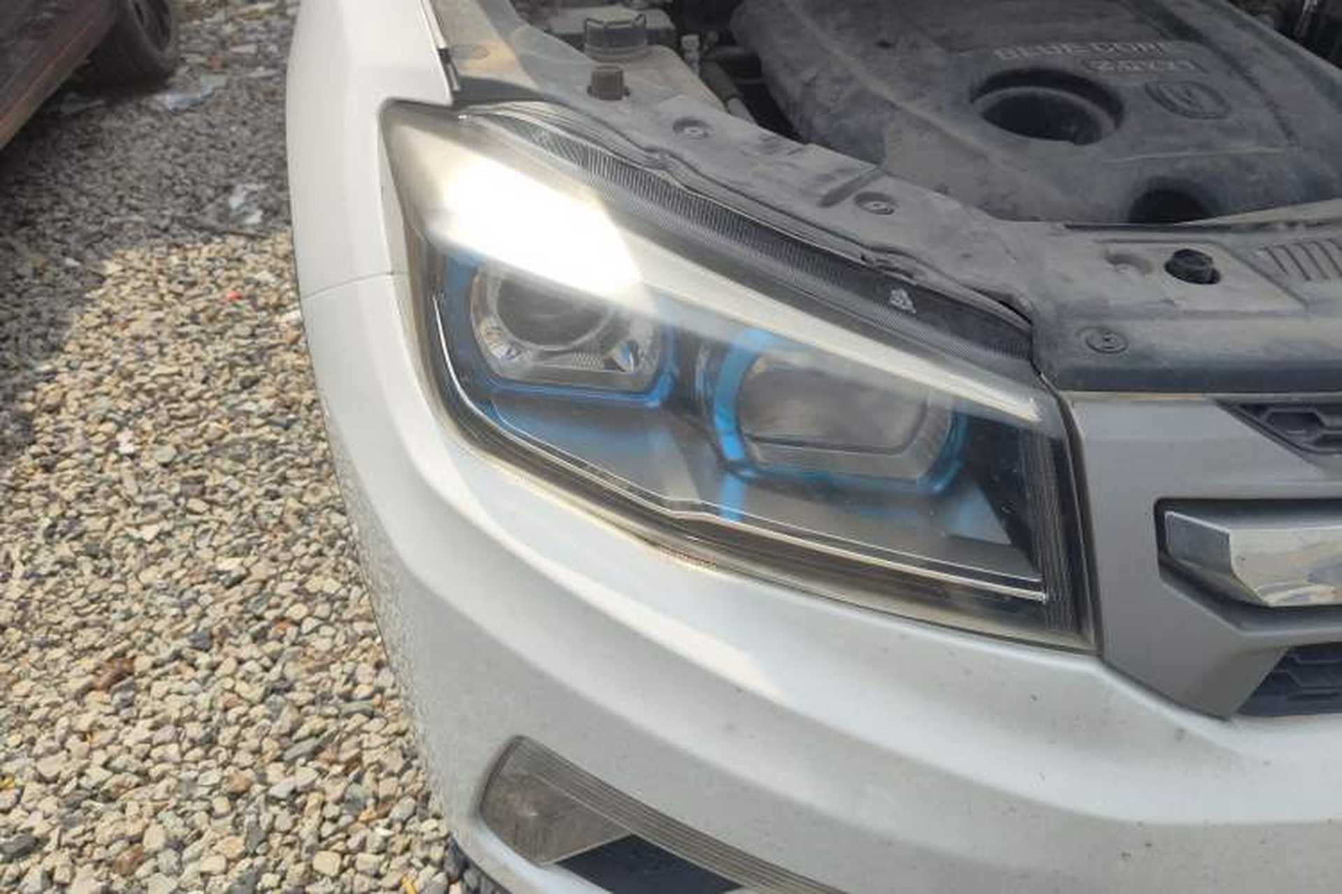 Used CHANGAN CS75 2016 2.0L Manual Luxury Version China V Standard Right Front Headlight