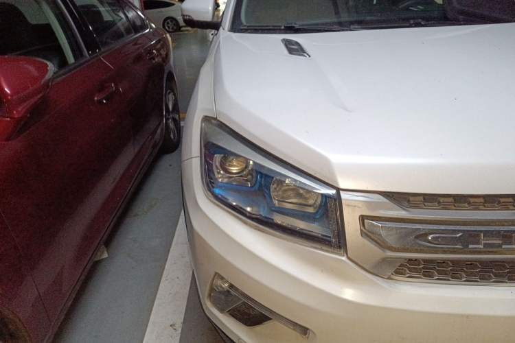 Used CHANGAN CS75 2016 1.8T Automatic Elite Model China V Standard Right Front Headlight