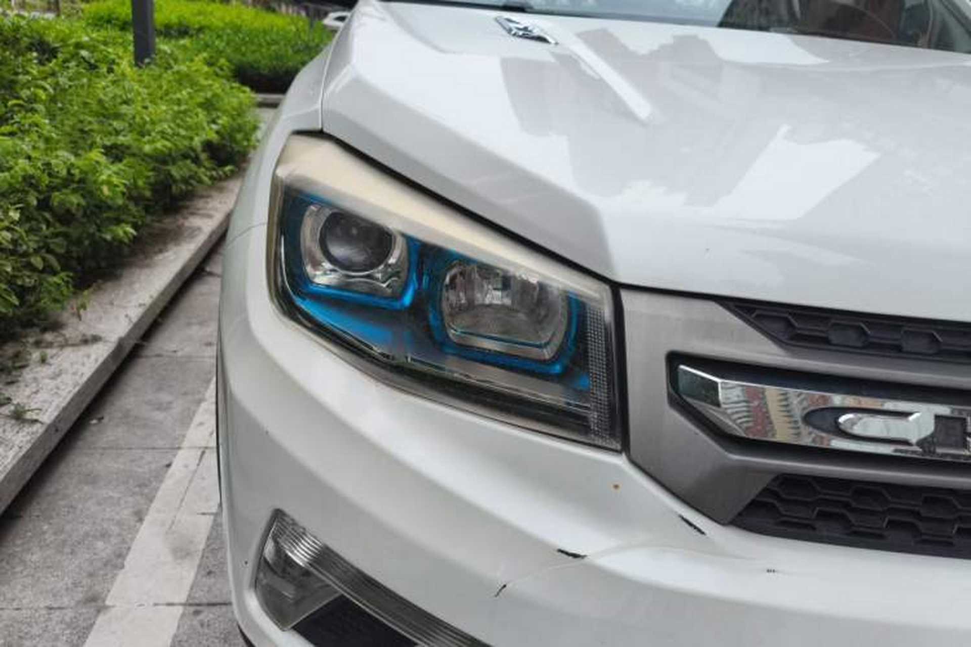 Used CHANGAN CS75 2016 1.8T Automatic Elite Model China V Standard Right Front Headlight