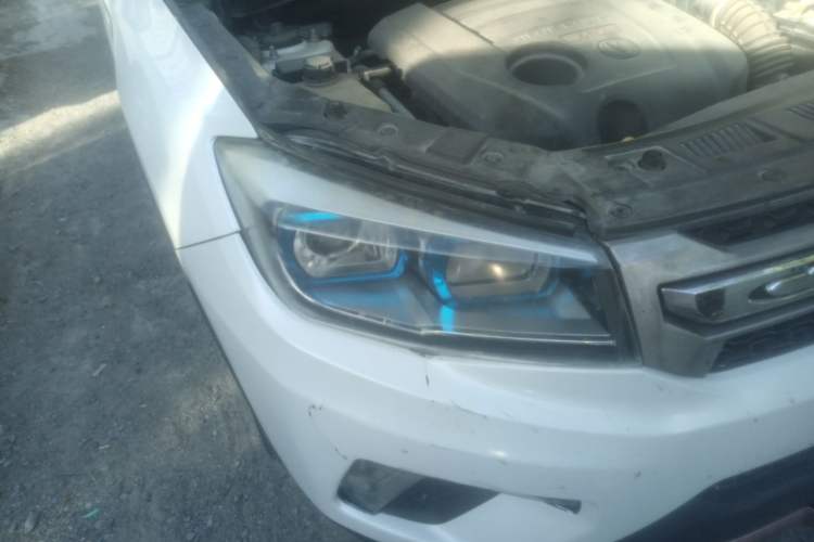 Used CHANGAN CS75 2016 1.8T Automatic Elite Model China V Standard Right Front Headlight