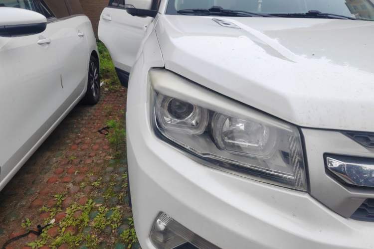 Used CHANGAN CS75 2016 1.8T Automatic Prestige Model China V Standard Right Front Headlight