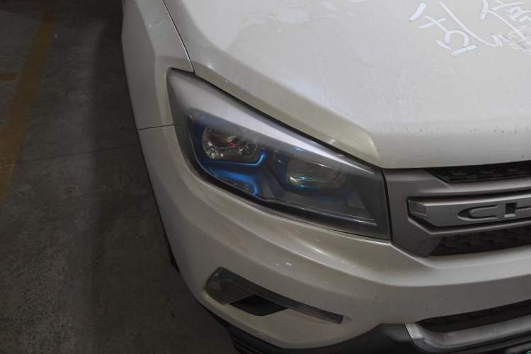 Used CHANGAN CS75 2016 1.8T Automatic Elite Model China V Standard Right Front Headlight