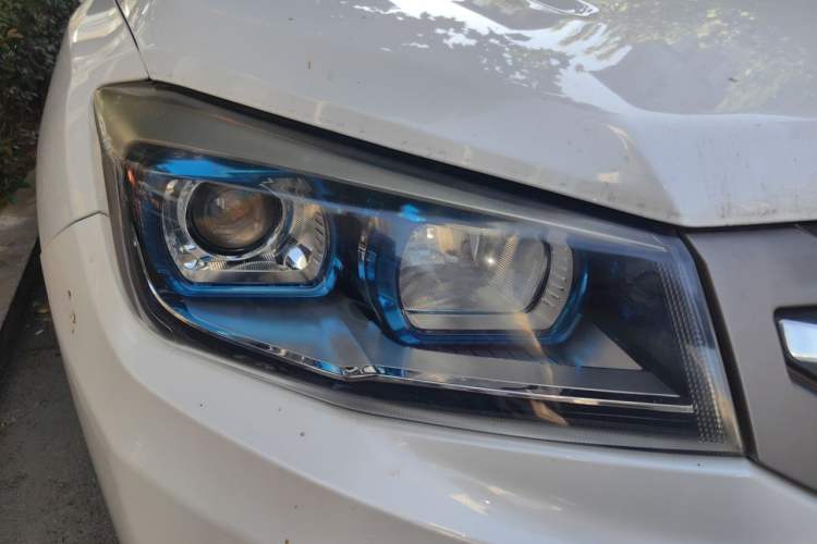 Used CHANGAN CS75 2016 1.8T Automatic Elite Model China V Standard Right Front Headlight