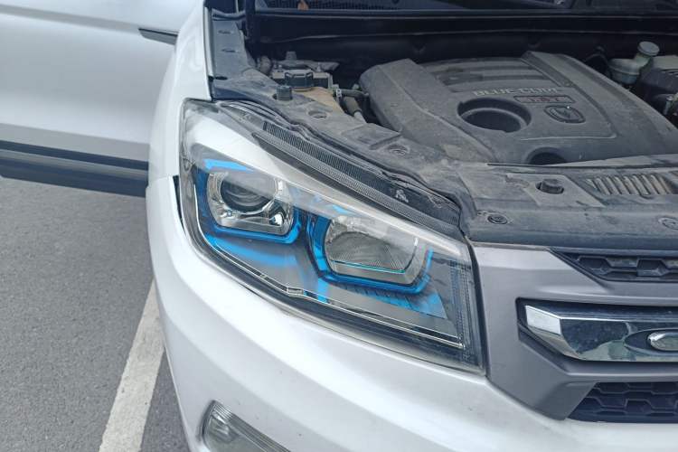 Used CHANGAN CS75 2016 1.8T Automatic Elite Model China V Standard Right Front Headlight