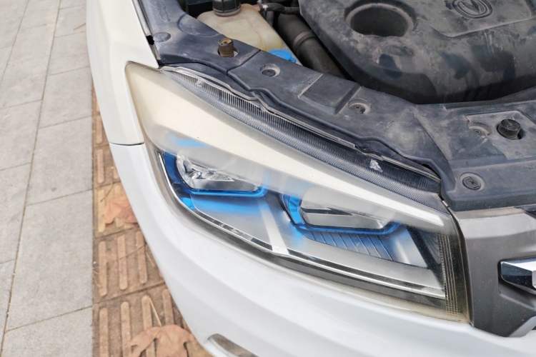 Used CHANGAN CS75 2016 1.5T Manual FENGSHANG Model Right Front Headlight