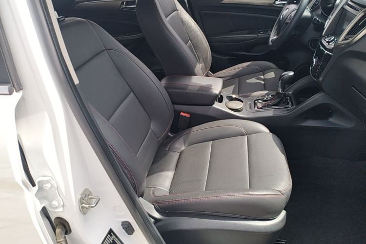 Used CHANGAN CS75 2016 1.8T Automatic Elite Model China V Standard Right Front Seat