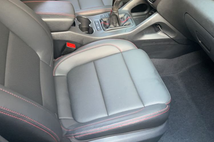 Used CHANGAN CS75 2016 2.0L Manual Leading Version China IV Standard Right Front Seat