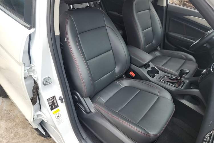 Used CHANGAN CS75 2016 1.8T Automatic Elite Model China V Standard Right Front Seat
