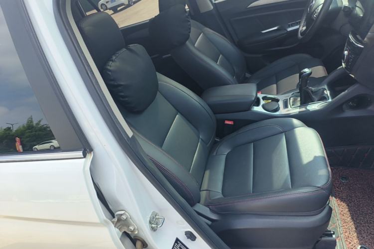 Used CHANGAN CS75 2016 1.5T Manual FENGSHANG Model Right Front Seat