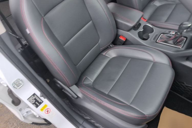 Used CHANGAN CS75 2016 1.8T Automatic Elite Model China V Standard Right Front Seat