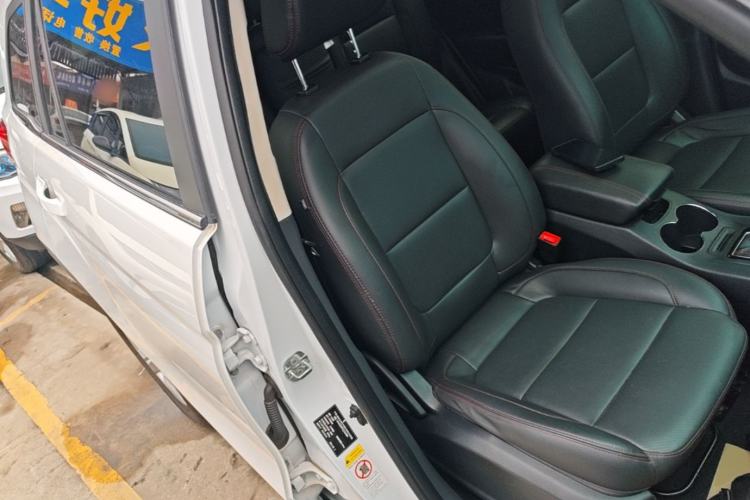 Used CHANGAN CS75 2016 1.8T Automatic Elite Model China V Standard Right Front Seat