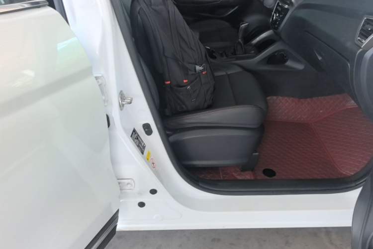 Used CHANGAN CS75 2016 1.5T Manual FENGSHANG Model Right Front Seat