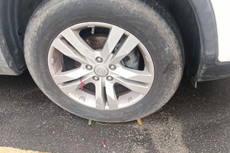 Used CHANGAN CS75 2016 1.8T Automatic Elite Model China IV Standard Right Front Wheel Hub
