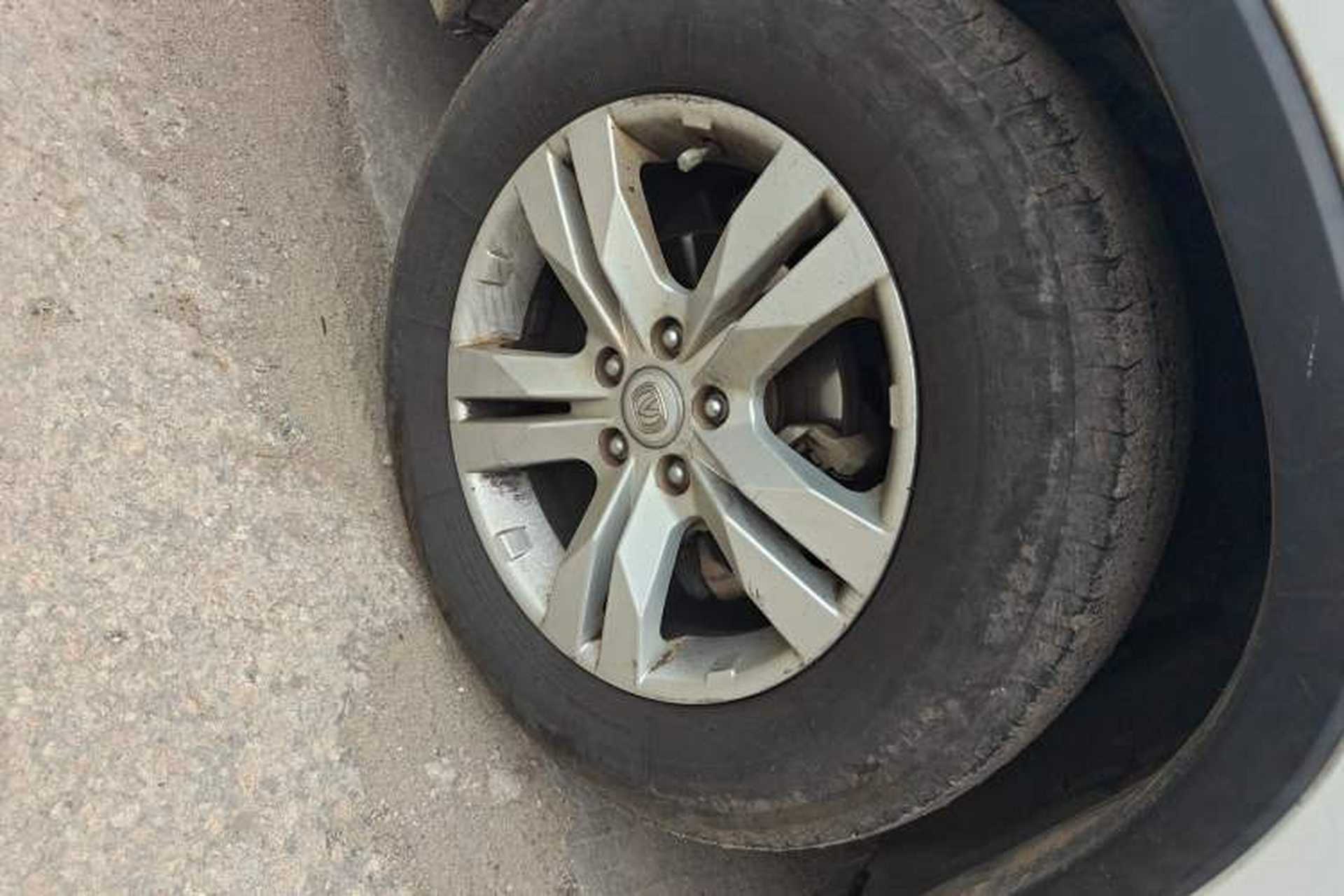 Used CHANGAN CS75 2016 1.8T Automatic Elite Model China V Standard Right Front Wheel Hub