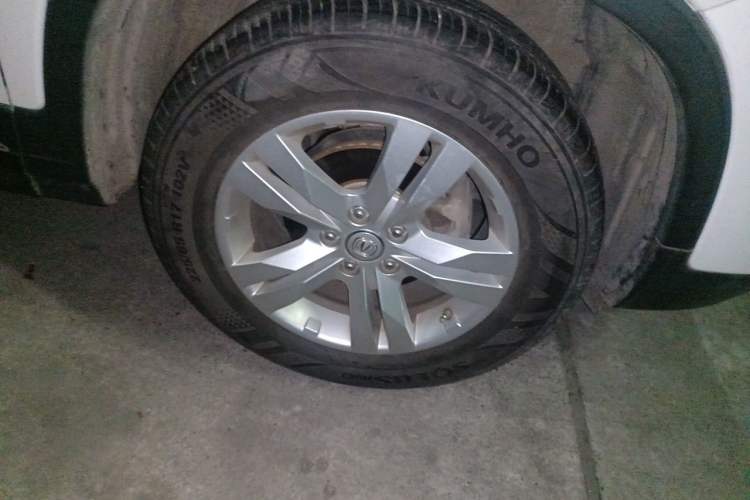 Used CHANGAN CS75 2016 2.0L Manual Luxury Version China V Standard Right Front Wheel Hub