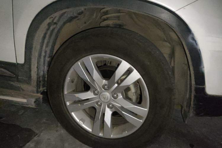Used CHANGAN CS75 2016 1.5T Manual FENGSHANG Model Right Front Wheel Hub