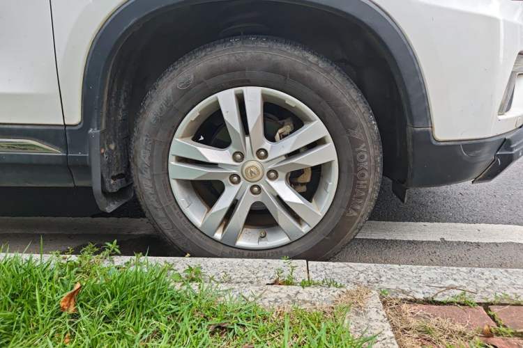 Used CHANGAN CS75 2016 1.5T Manual FENGSHANG Model Right Front Wheel Hub