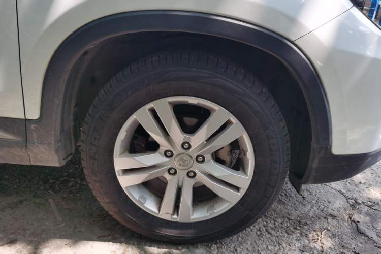 Used CHANGAN CS75 2016 1.8T Automatic Elite Model China V Standard Right Front Wheel Hub