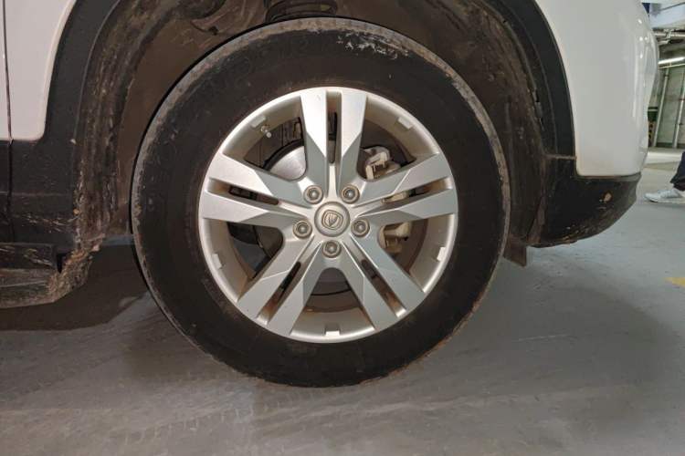 Used CHANGAN CS75 2016 1.8T Automatic Elite Model China IV Standard Right Front Wheel Hub