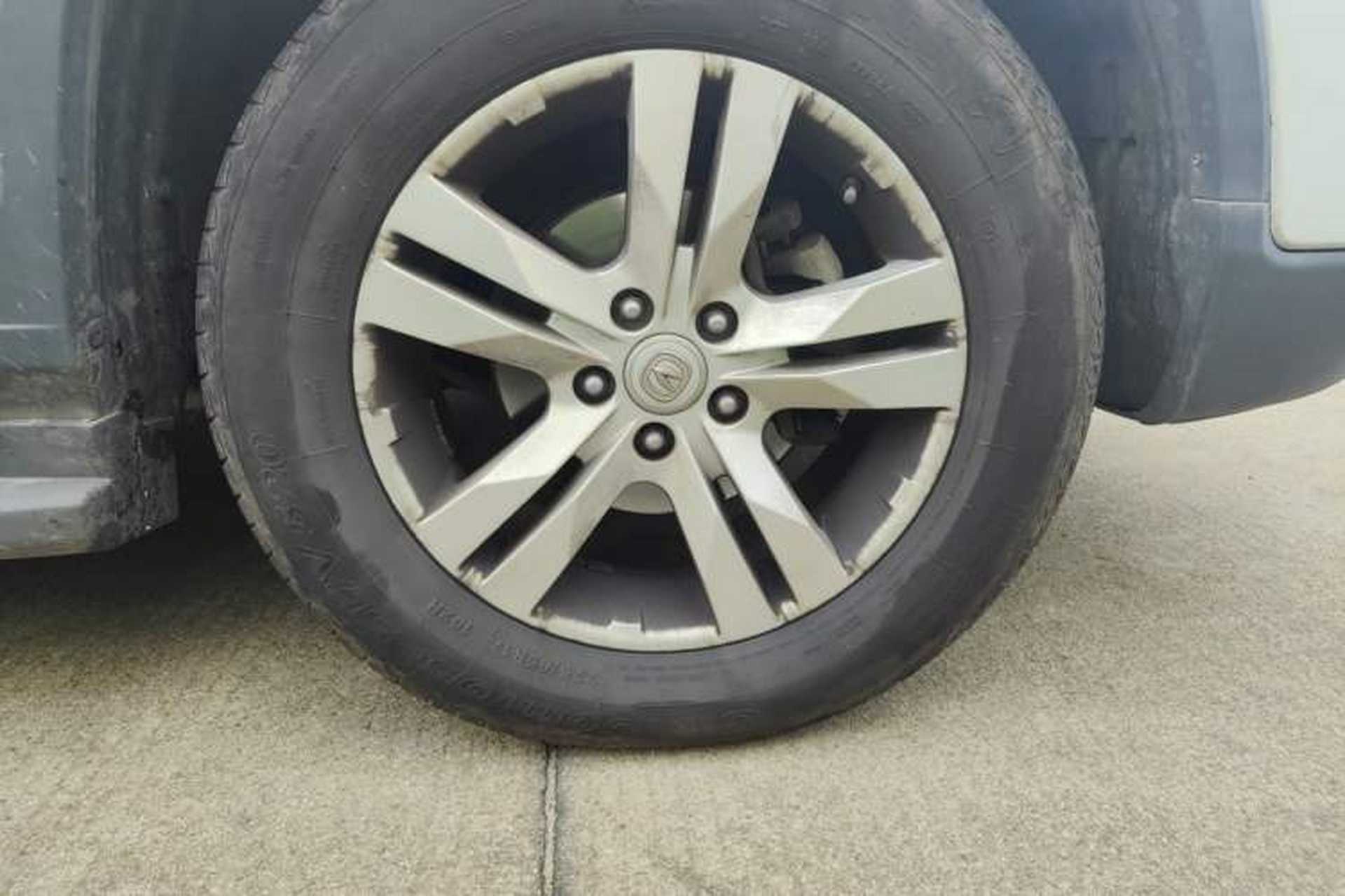 Used CHANGAN CS75 2016 1.5T Manual FENGSHANG Model Right Front Wheel Hub
