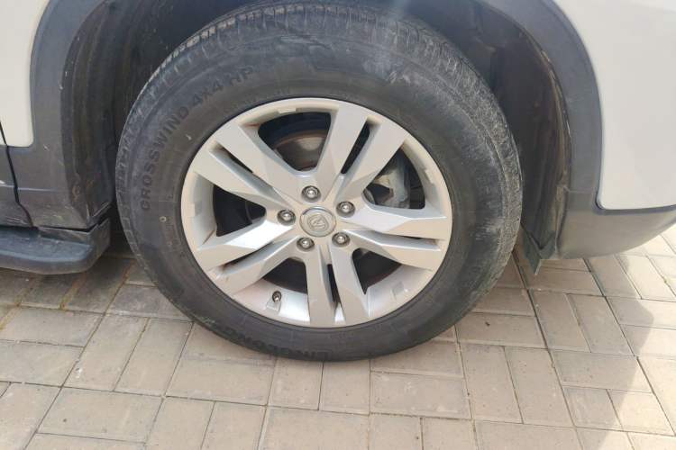 Used CHANGAN CS75 2016 1.8T Automatic Elite Model China V Standard Right Front Wheel Hub
