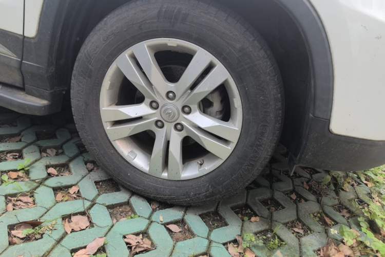 Used CHANGAN CS75 2016 1.8T Automatic Elite Model China V Standard Right Front Wheel Hub