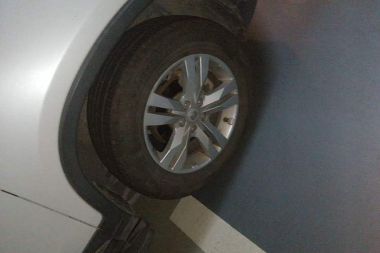 Used CHANGAN CS75 2016 1.5T Manual FENGSHANG Model Right Front Wheel Hub