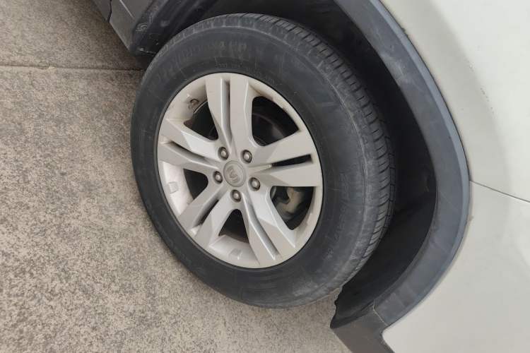 Used CHANGAN CS75 2016 1.8T Automatic Elite Model China V Standard Right Front Wheel Hub