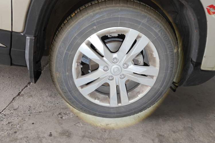 Used CHANGAN CS75 2016 1.8T Automatic Elite Model China V Standard Right Front Wheel Hub