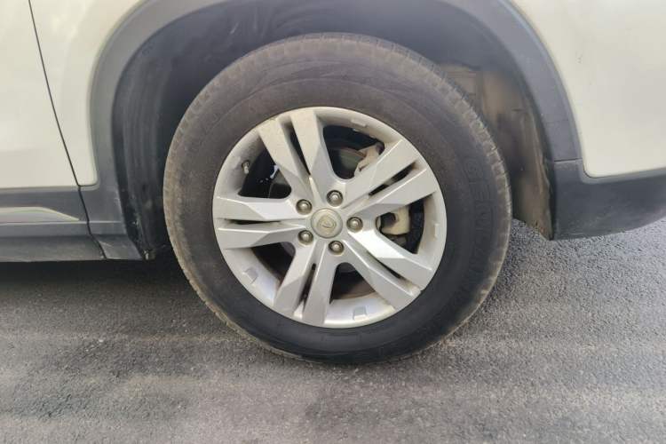 Used CHANGAN CS75 2016 1.8T Automatic Elite Model China V Standard Right Front Wheel Hub
