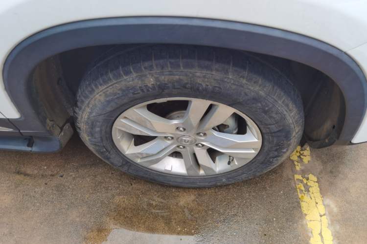 Used CHANGAN CS75 2016 2.0L Manual Leading Version China IV Standard Right Front Wheel Hub