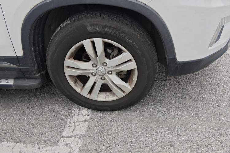 Used CHANGAN CS75 2016 1.8T Automatic Elite Model China V Standard Right Front Wheel Hub