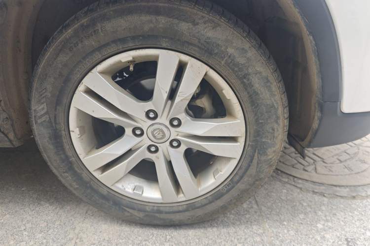 Used CHANGAN CS75 2016 2.0L Manual Luxury Version China V Standard Right Front Wheel Hub