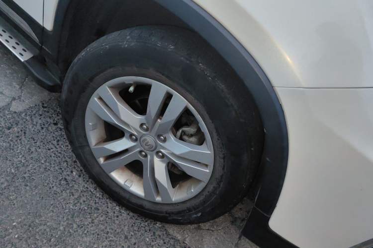 Used CHANGAN CS75 2016 1.8T Automatic Elite Model China V Standard Right Front Wheel Hub