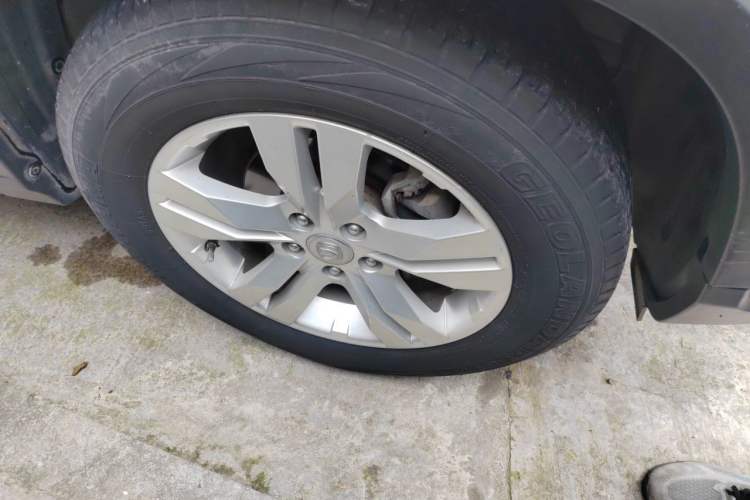 Used CHANGAN CS75 2016 1.8T Automatic Prestige Model China V Standard Right Front Wheel Hub