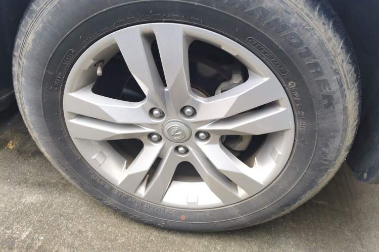Used CHANGAN CS75 2016 1.8T Automatic Elite Model China V Standard Right Front Wheel Hub