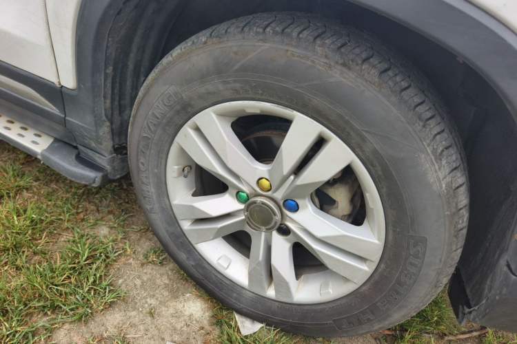 Used CHANGAN CS75 2016 1.8T Automatic Elite Model China V Standard Right Front Wheel Hub