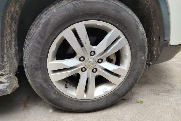 Used CHANGAN CS75 2016 1.8T Automatic Prestige Model China V Standard Right Front Wheel Hub