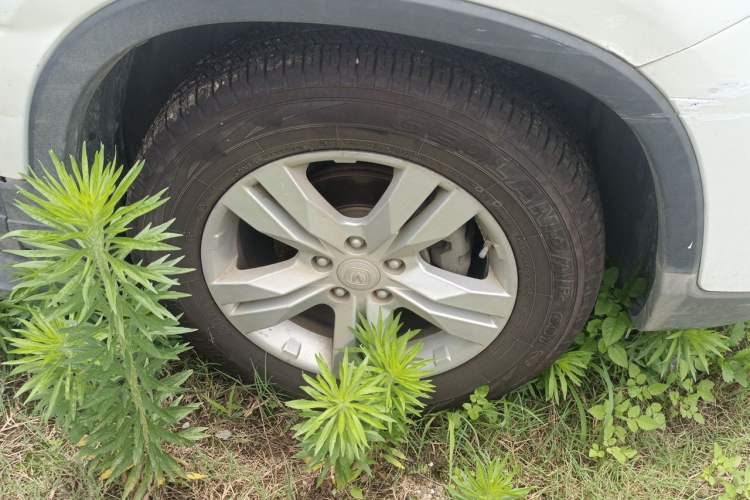 Used CHANGAN CS75 2016 1.8T Automatic Elite Model China IV Standard Right Front Wheel Hub