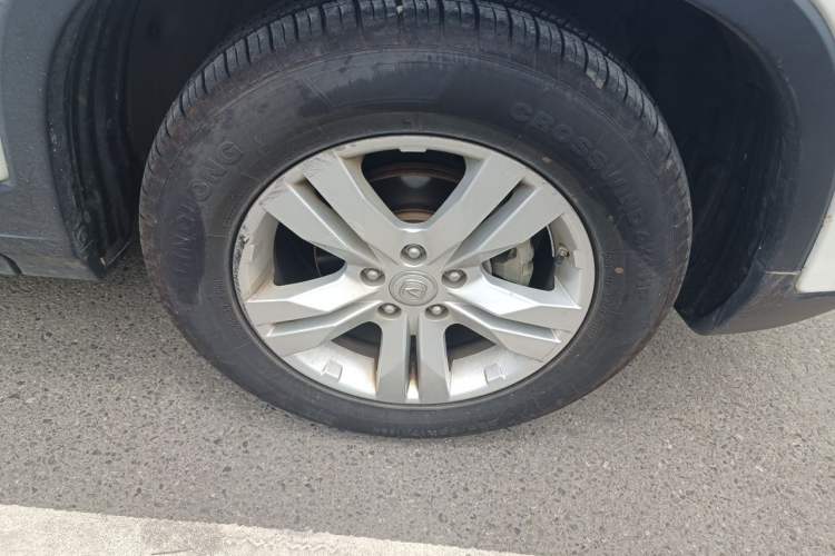 Used CHANGAN CS75 2016 1.8T Automatic Elite Model China V Standard Right Front Wheel Hub
